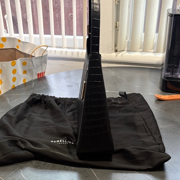 DeMellier the large Tokyo Black Croc Elegant Black Croc Shoulder Bag - Picture 5 of 8